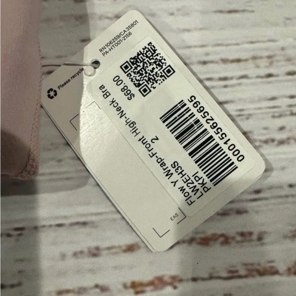 Lululemon Athletica Light Pink Strappy‎ Sports Bra Size 2